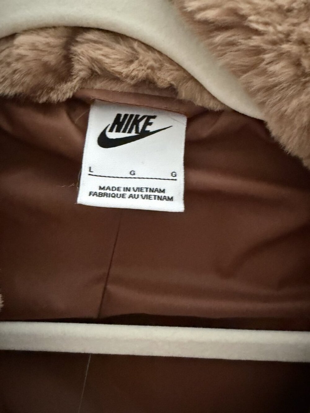 Nike Logo Faux Fur Jacket Brown Tan Size Large NEW W/TAGS - Picture 7 of 10